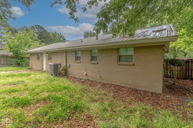 1704 Rosemond Avenue, Jonesboro, AR 72401