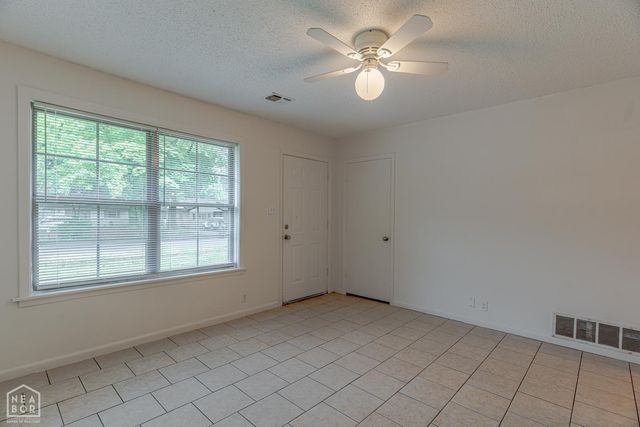 1704 Rosemond Avenue, Jonesboro, AR 72401