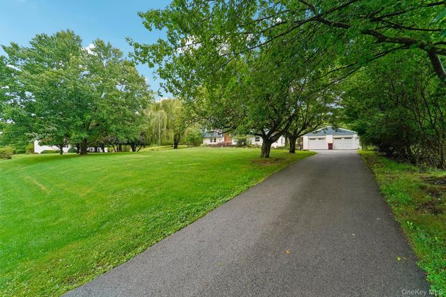 11 High Hill Avenue, Warwick, NY 10990