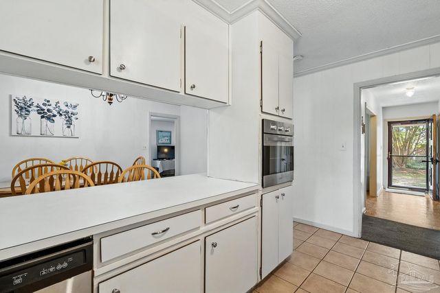 4090 Arbutus Dr, Pensacola, FL 32504