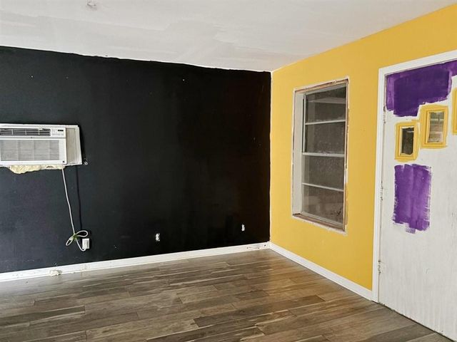 822 Bee Tree St, Westlake, LA 70669