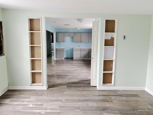 822 Bee Tree St, Westlake, LA 70669