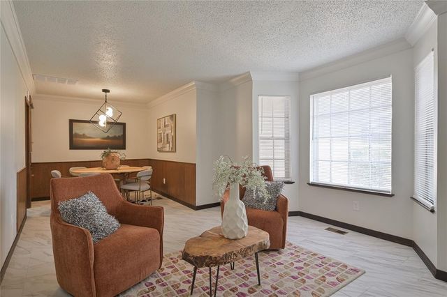 328 NE 61st Street, Oklahoma City, OK 73105