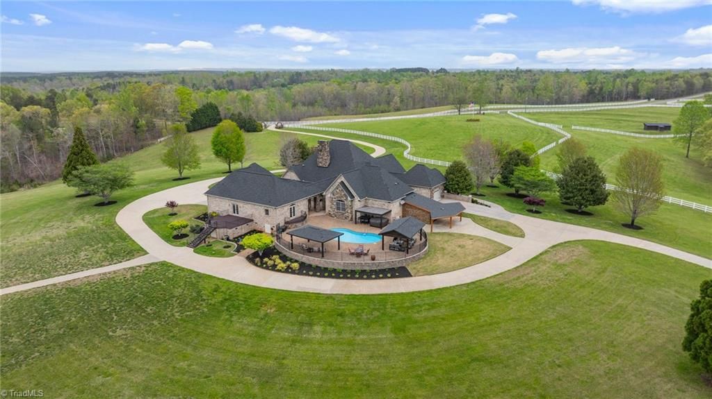 265 Phillip Henderson Road, Rutherfordton, NC 28139