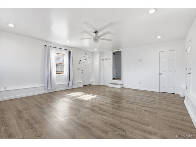 6925 W 14th Ave, Lakewood, CO 80214