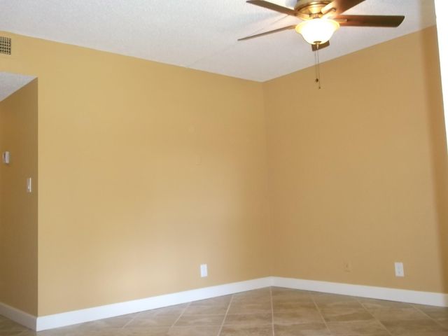 743 SE 1st Way, Deerfield Beach, FL 33441