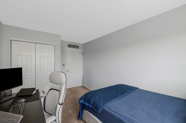 1515 Longley Ct, Branchburg Twp., NJ 08876