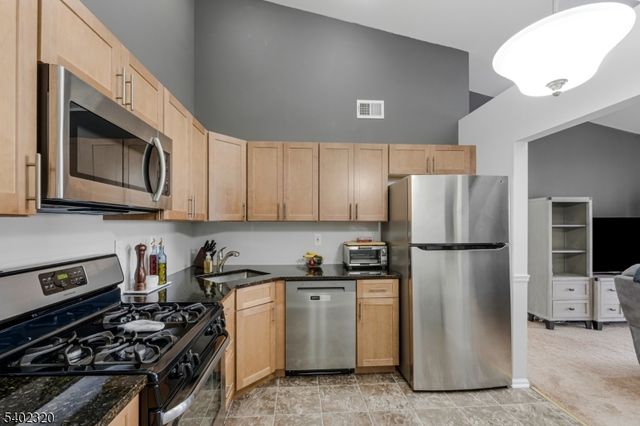 1515 Longley Ct, Branchburg Twp., NJ 08876