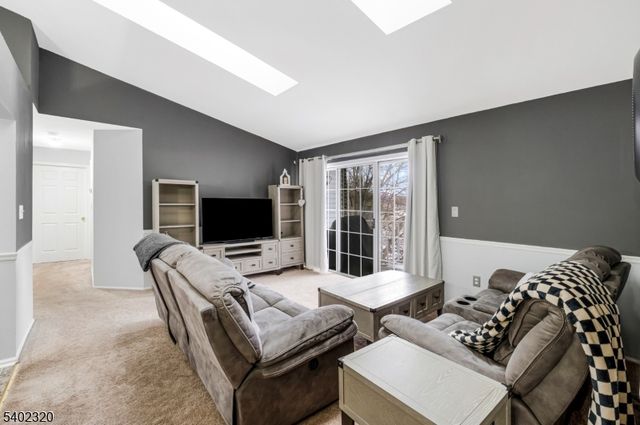 1515 Longley Ct, Branchburg Twp., NJ 08876