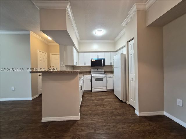 101 SW 117th Ave 7306, Pembroke Pines, FL 33025