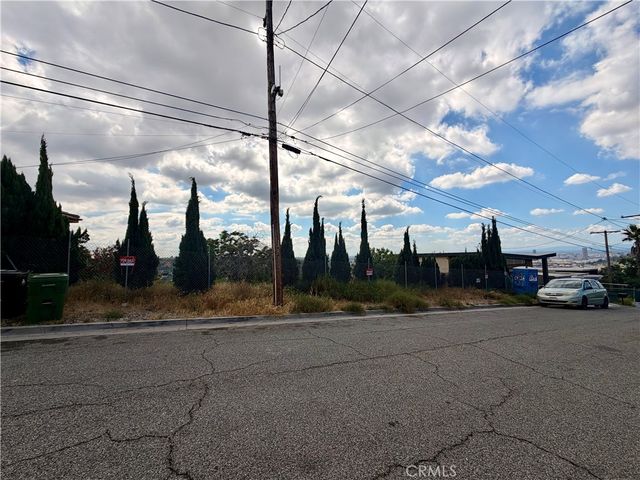 621 Etta Street, Mount Washington, CA 90065