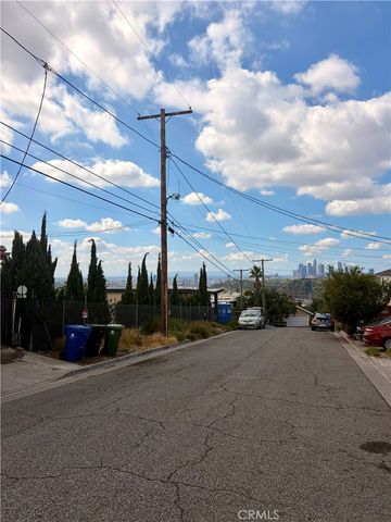 621 Etta Street, Mount Washington, CA 90065