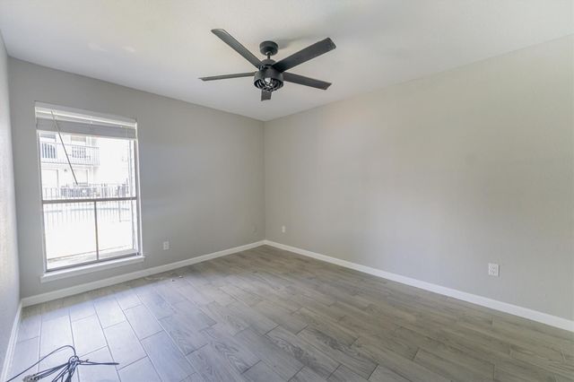 13151 Walden Road 155, Montgomery, TX 77356