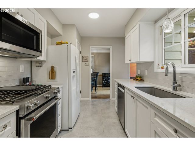 3629 Se BROOKLYN St, Portland, OR 97202