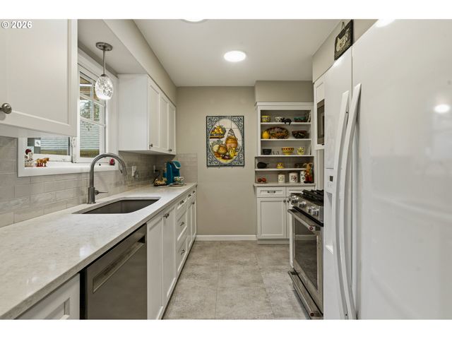 3629 Se BROOKLYN St, Portland, OR 97202