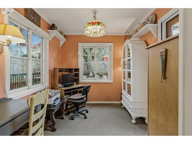 3629 Se BROOKLYN St, Portland, OR 97202