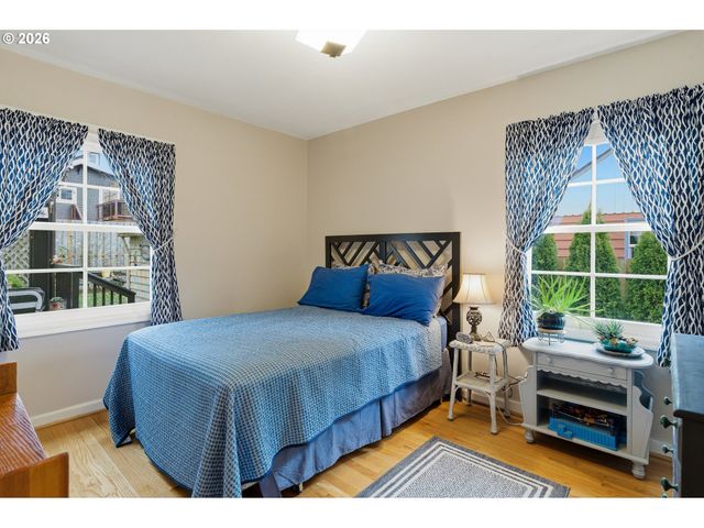 3629 Se BROOKLYN St, Portland, OR 97202