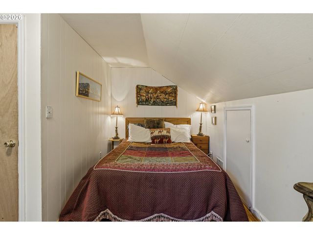 3629 Se BROOKLYN St, Portland, OR 97202