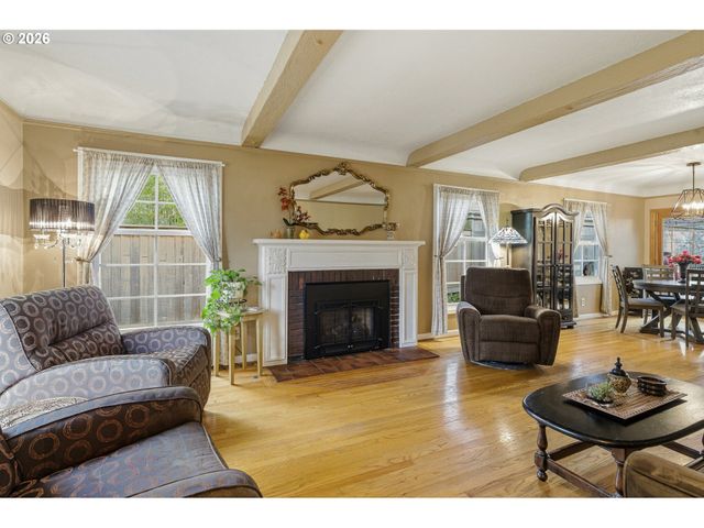 3629 Se BROOKLYN St, Portland, OR 97202