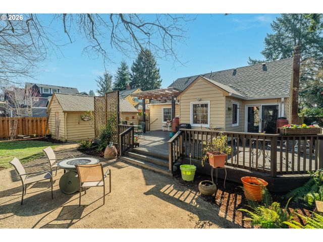 3629 Se BROOKLYN St, Portland, OR 97202