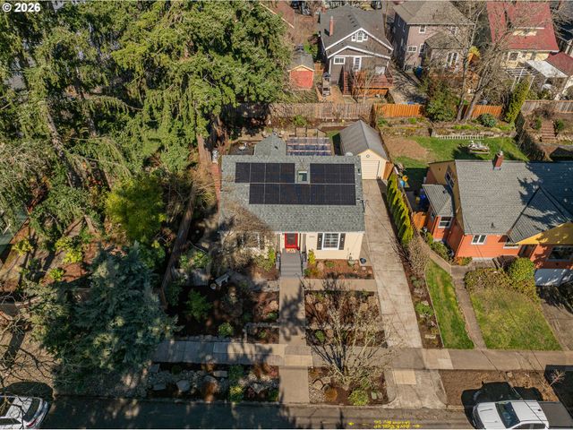 3629 Se BROOKLYN St, Portland, OR 97202