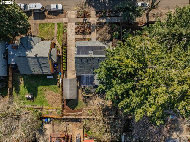 3629 Se BROOKLYN St, Portland, OR 97202