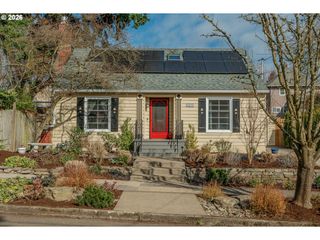 3629 Se BROOKLYN St, Portland, OR 97202