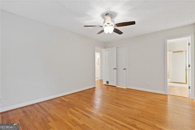 2461 Woodside Way, Atlanta, GA 30341