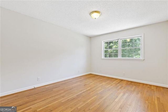 2461 Woodside Way, Atlanta, GA 30341