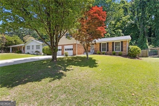 2461 Woodside Way, Atlanta, GA 30341