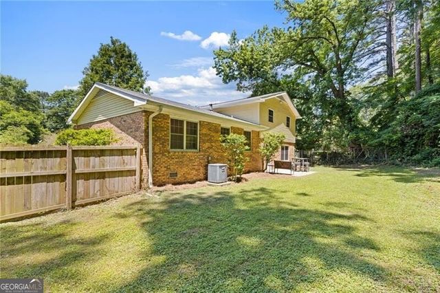 2461 Woodside Way, Atlanta, GA 30341