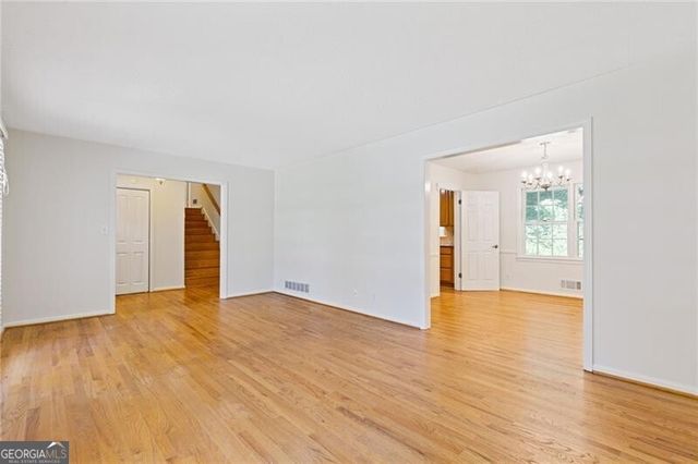 2461 Woodside Way, Atlanta, GA 30341
