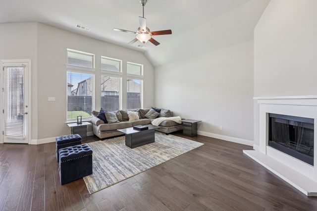 1656 Pegasus Drive, Forney, TX 75126