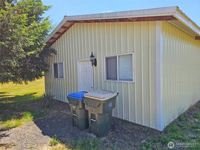 106 Maulwee Drive, Silver Creek, WA 98585