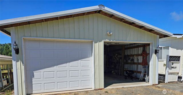 106 Maulwee Drive, Silver Creek, WA 98585