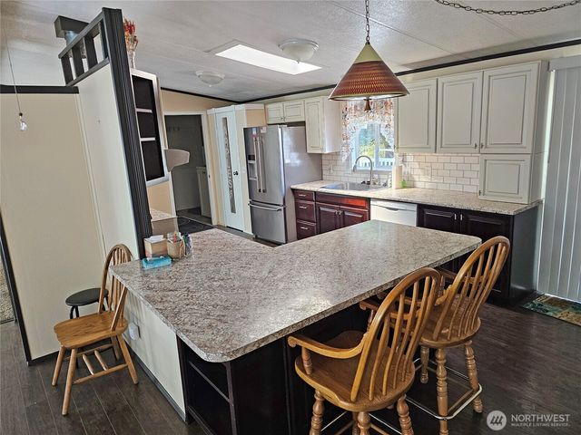 106 Maulwee Drive, Silver Creek, WA 98585