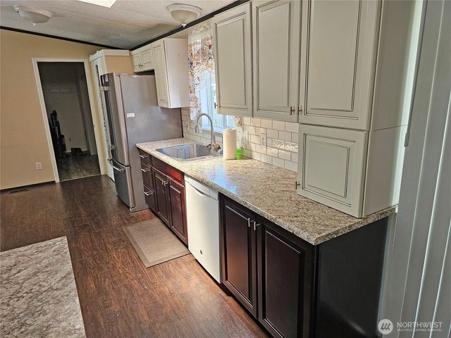 106 Maulwee Drive, Silver Creek, WA 98585