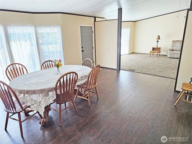 106 Maulwee Drive, Silver Creek, WA 98585