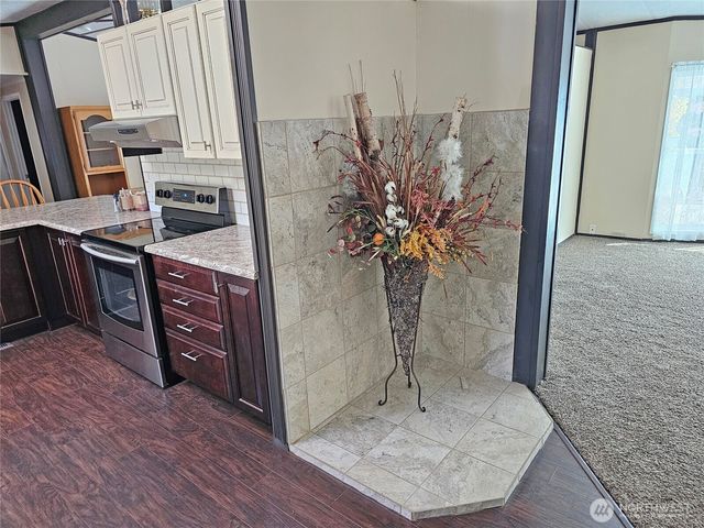 106 Maulwee Drive, Silver Creek, WA 98585