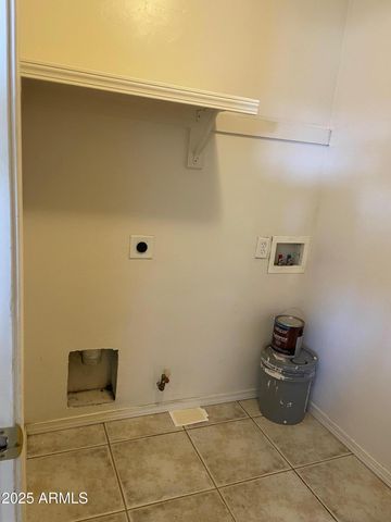 6076 N VIEWPOINT Drive, Prescott Valley, AZ 86314