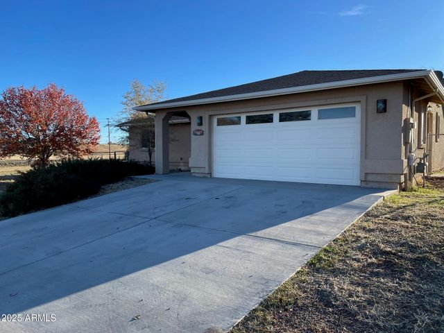 6076 N VIEWPOINT Drive, Prescott Valley, AZ 86314