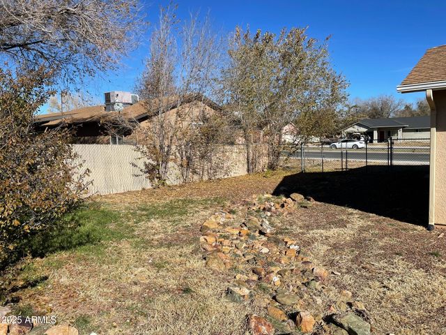 6076 N VIEWPOINT Drive, Prescott Valley, AZ 86314
