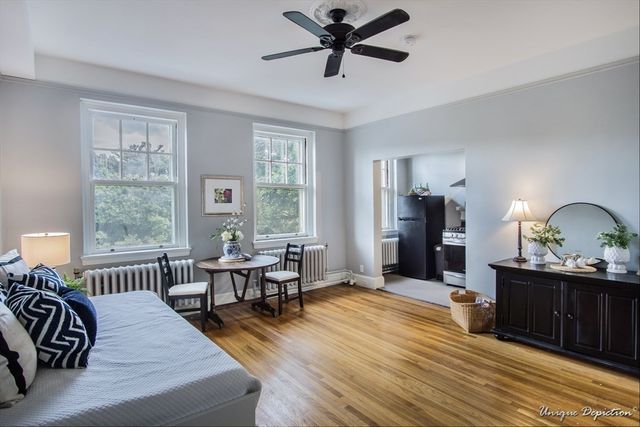 354 N Main St 303, Andover, MA 01810