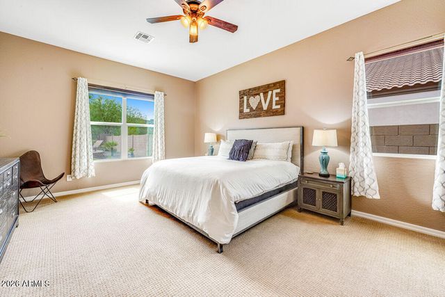 417 E SUMMERSIDE Road, Phoenix, AZ 85042