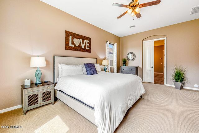 417 E SUMMERSIDE Road, Phoenix, AZ 85042