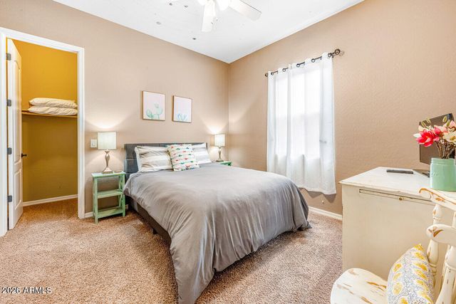 417 E SUMMERSIDE Road, Phoenix, AZ 85042