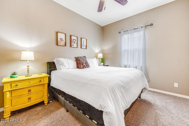 417 E SUMMERSIDE Road, Phoenix, AZ 85042