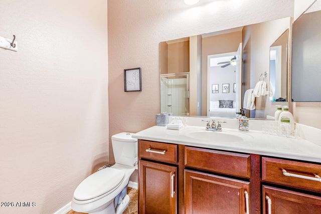 417 E SUMMERSIDE Road, Phoenix, AZ 85042