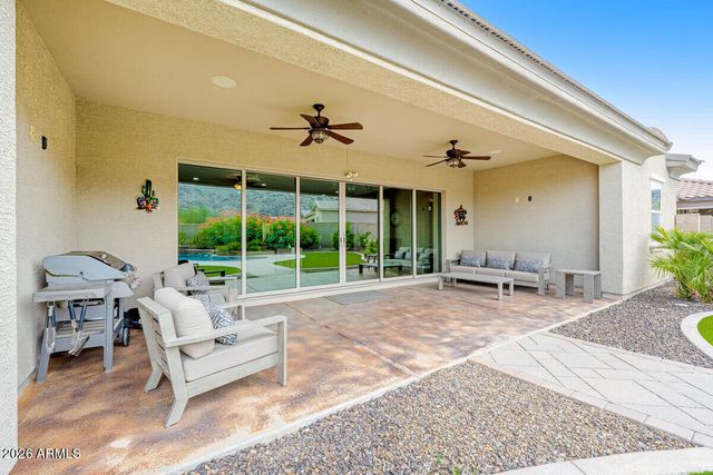 417 E SUMMERSIDE Road, Phoenix, AZ 85042