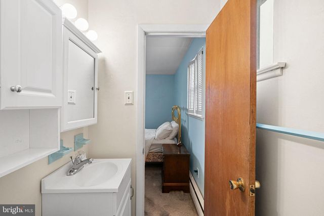 1123 TABOR PL, Philadelphia, PA 19111